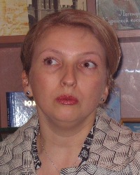 Елена Кропинова