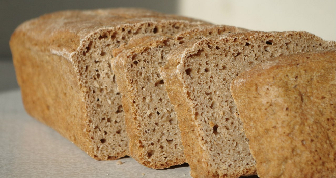 «Человек привык, что хлеб стоит дешево», - организатор домашней пекарни о настоящем русском хлебе, вреде продукции из супермаркетов и монетизации патриотизма