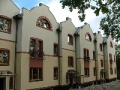 Фасад со стороны входа в квартиру таунхауса "Зеленая лагуна" в Зеленоградске