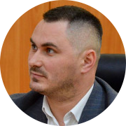 яцков сергей (администрация Славского МО).png