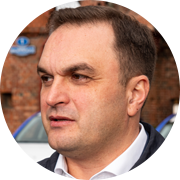 садыков руслан.png