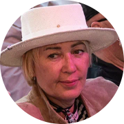 агеева марина.png