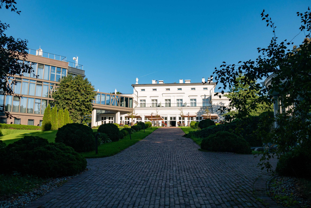 P1030058_гостиница,отель,апартаменты,шлосс,янтарный копия.jpg