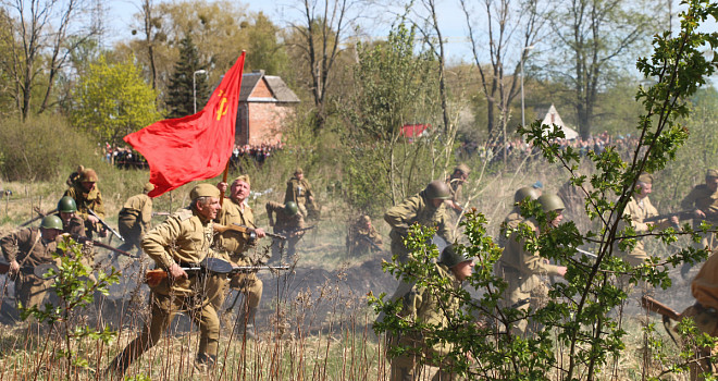 Военно-историческая реконструкция эпизода штурма форта №5 (12+)