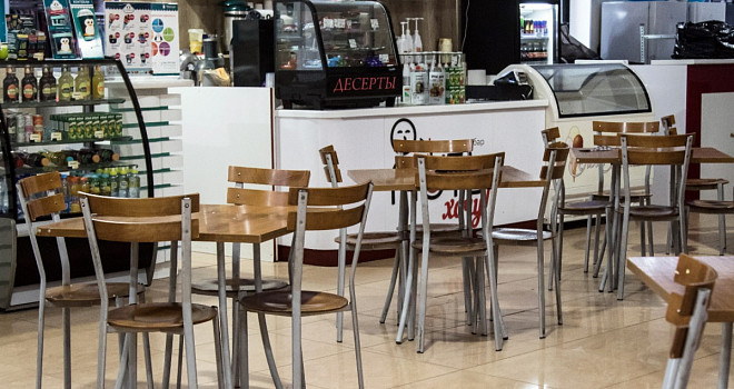 Фудкорты и кафе в торговых центрах остаются закрытыми
