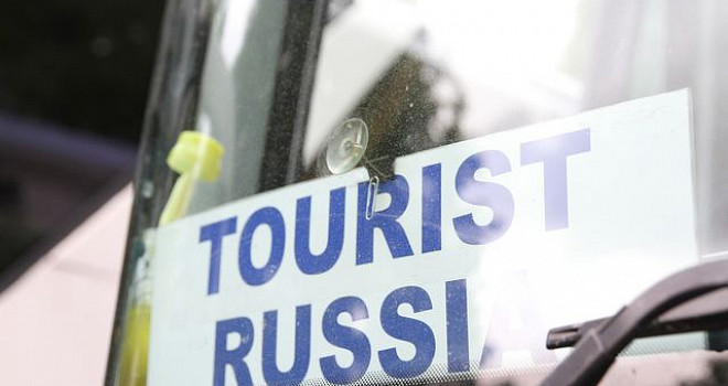 Прокуратура добивается для правительства права аттестовывать гидов
