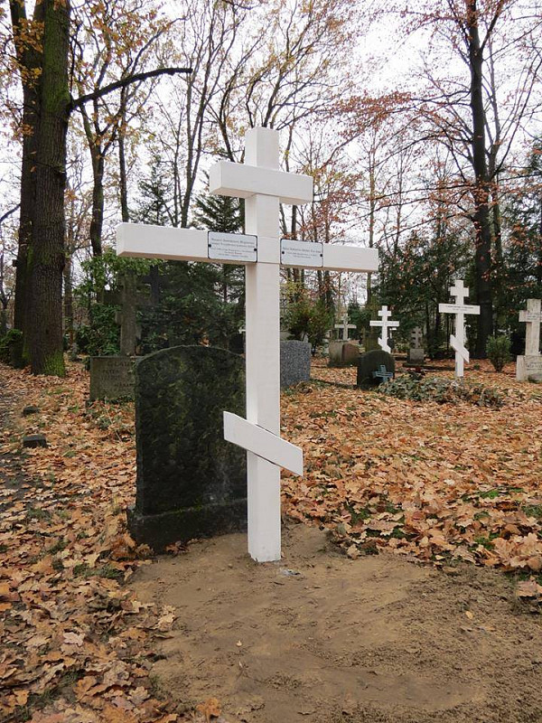 Установлен крест на могилу донского казака Шереметева..jpg
